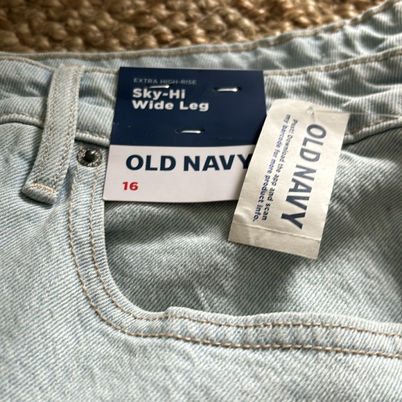 NWT Old Navy Sky Hi Wide Leg jeans - Picture 5 of 5